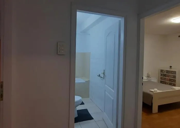 Apartment Mirko Zadar